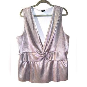 Stylish silver tank